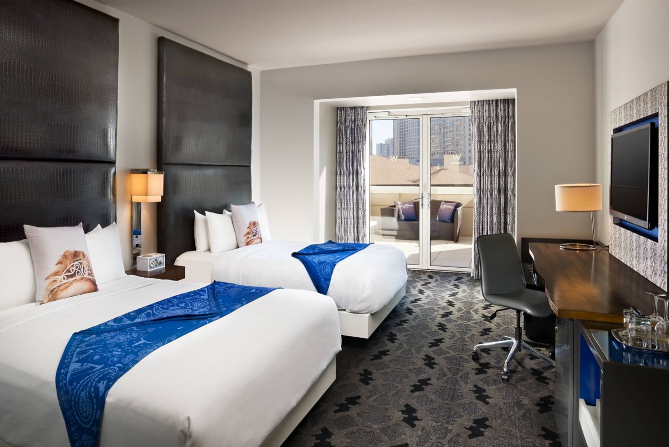 wh-dalwh-queen-fabulous-guest-room-23947_Classic-Hor wh-dalwh-queen-fabulous-guest-room-23947_Classic-Hor